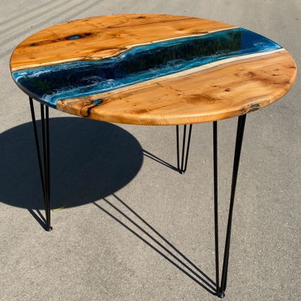 Yew Round River Dining Table