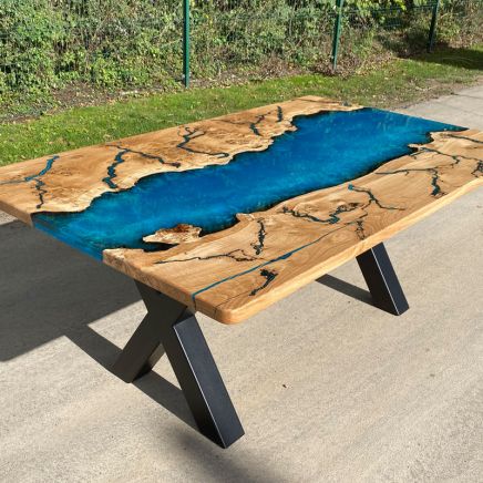 Burred Oak Lightning & Reef Blue Dining Table