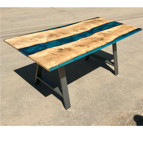 Pippy Oak & Blue Resin River Dining Table
