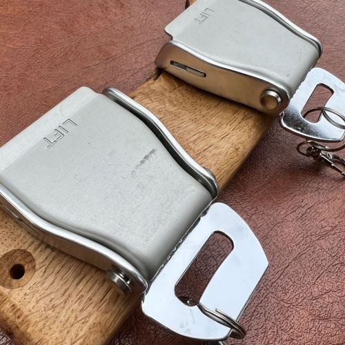 Aeroplane Belt Buckle Key Holder (Oak Twin)