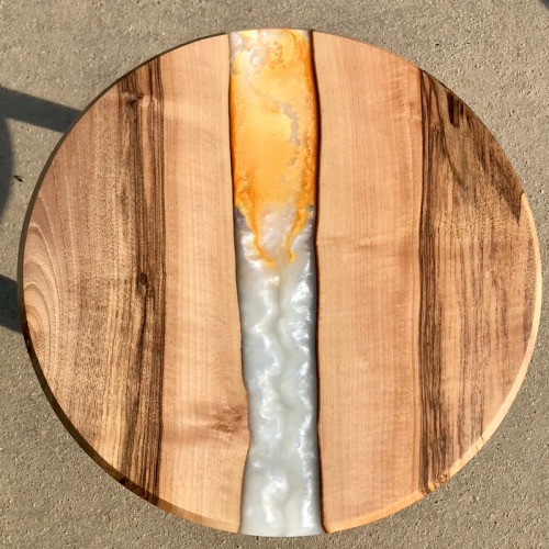 Walnut Resin River Lamp Table 2