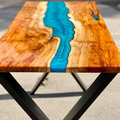 Yew River Desk Reef Blue