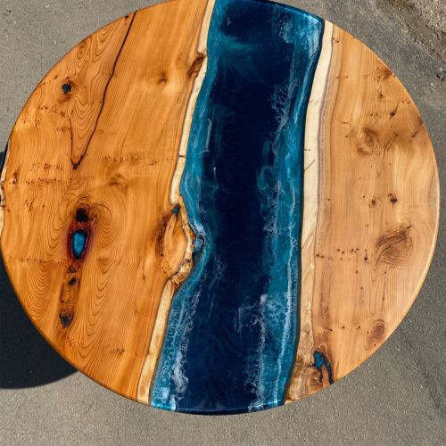 Yew Round River Dining Table