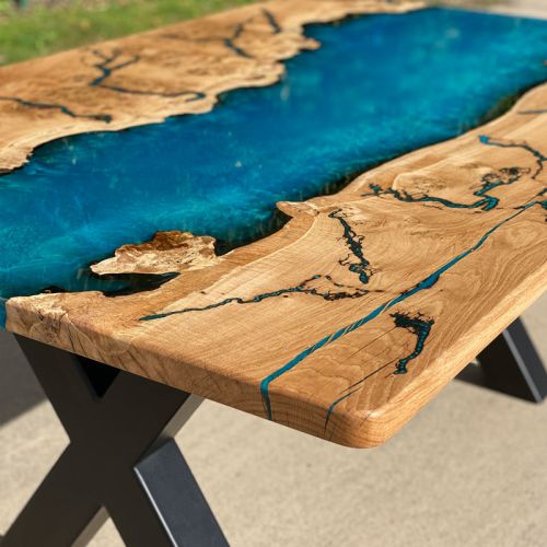 Burred Oak Lightning & Reef Blue Dining Table