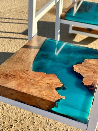 Tipping Wall Shelves