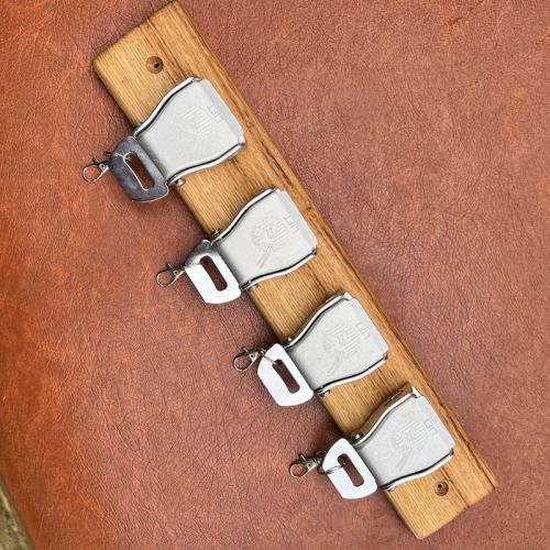 Aeroplane Belt Buckle Key Holder (Oak Triple)