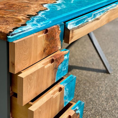 Elm River Desk & Drawer Set