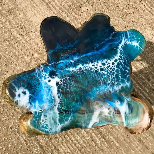 Teak & Resin Ocean Art Side Table 4