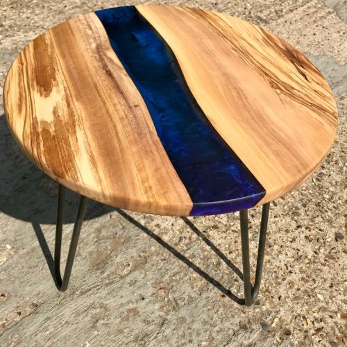 Olive Resin River Side Table 2